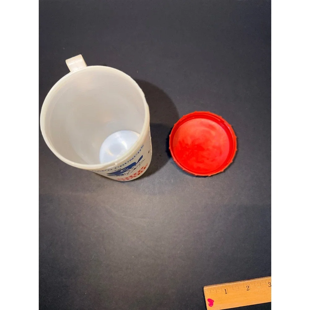 Vintage Cap'n Crunch Ship Shake Plastic Mixing Shaker Cup with Red Lid 6